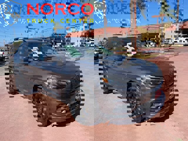 Used 2019 Jeep Cherokee Latitude Plus image 2