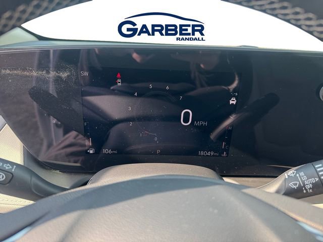 Used 2024 Buick Encore GX Avenir w/ Avenir Technology Package image 14