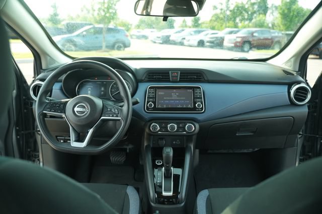 Used 2025 Nissan Versa SV FWD image 26