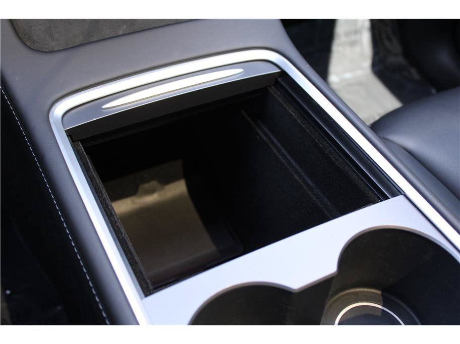 Used 2022 Tesla Model Y Performance AWD/4WD image 26