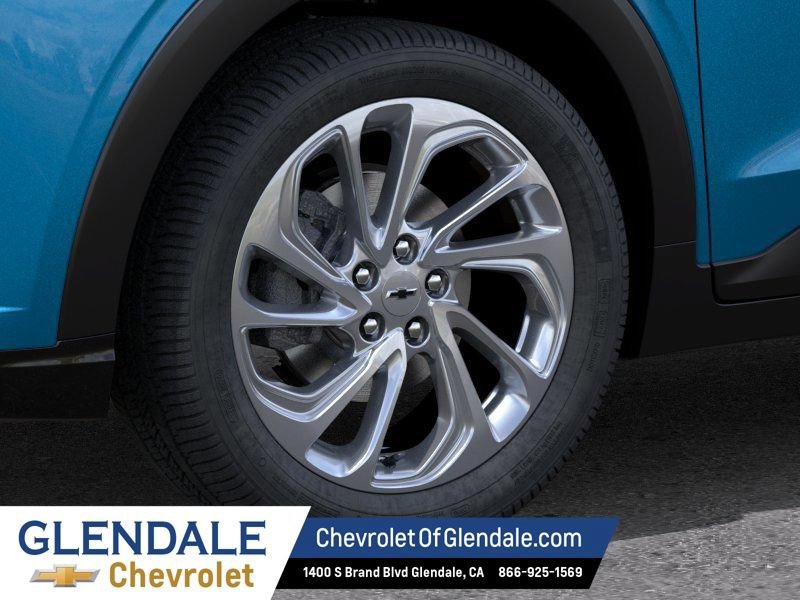 New 2027 Chevrolet Bolt LT w/ Comfort Package FWD image 9