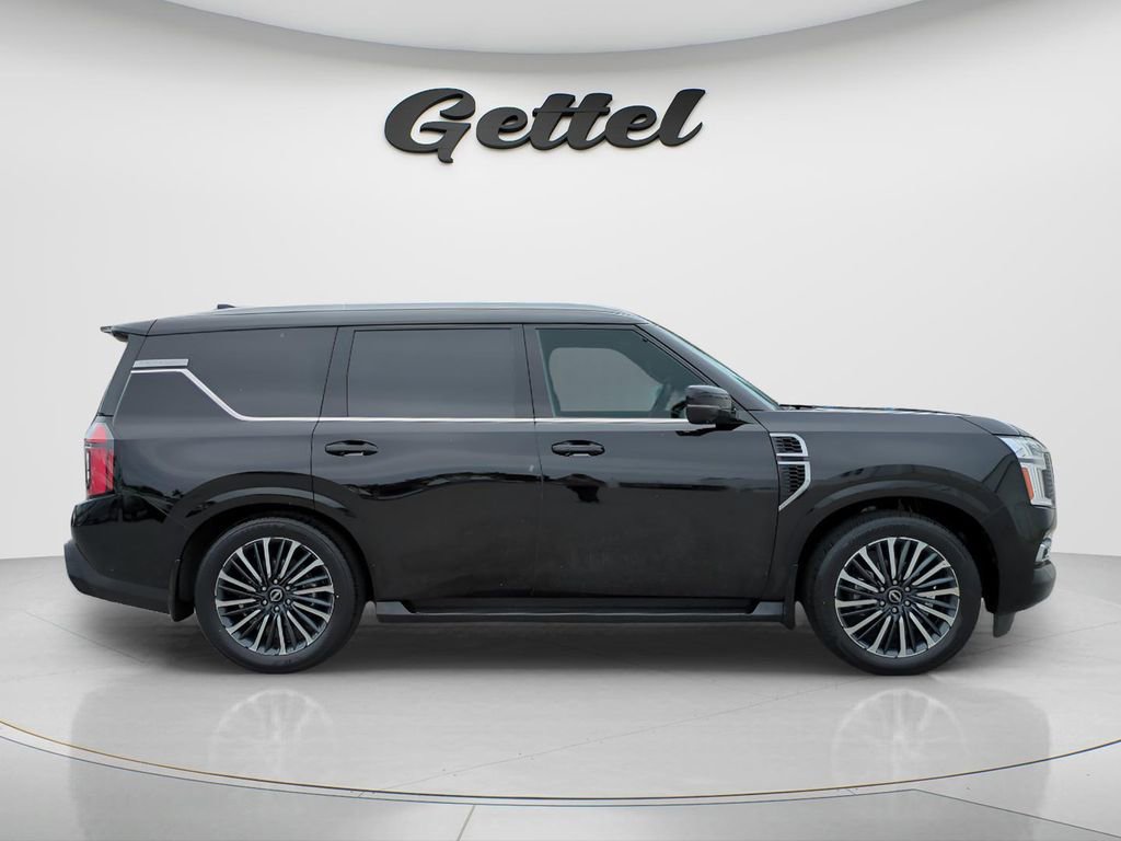 Certified 2025 Nissan Armada Platinum Reserve w/ Convenience Package AWD/4WD image 4