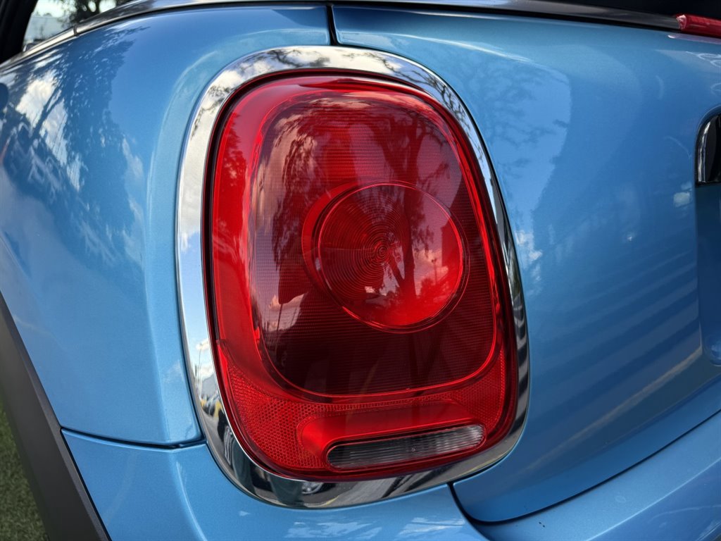 Used 2016 MINI Cooper S image 14