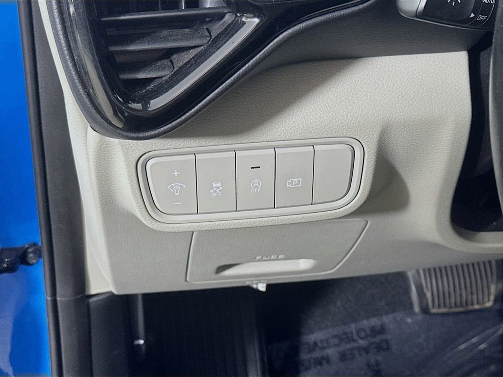 Used 2025 Kia Soul EX image 21