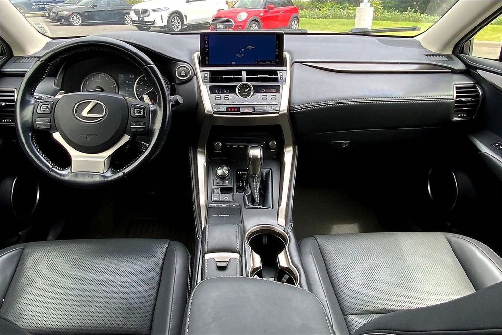 Used 2018 Lexus NX 300 FWD image 15
