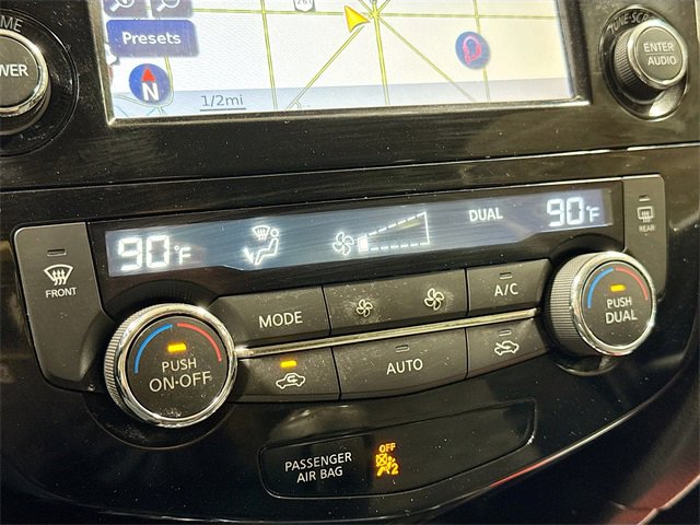 Used 2018 Nissan Rogue Sport SV w/ SV Technology Package image 18