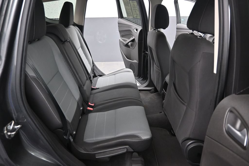 Used 2016 Ford Escape SE FWD image 29
