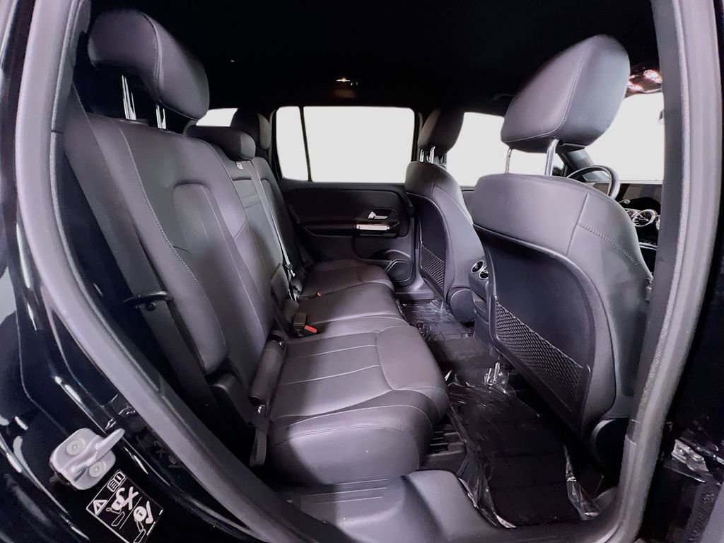 Used 2024 Mercedes-Benz GLB 250 image 27