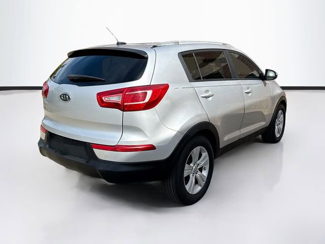 Used 2011 Kia Sportage LX w/ Navigation Pkg image 6