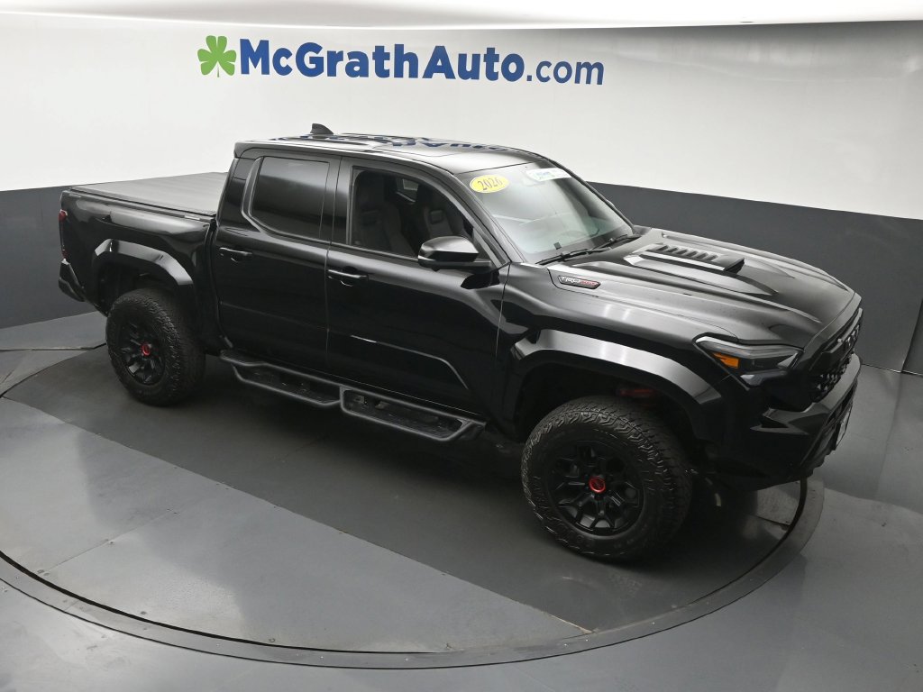 Used 2026 Toyota Tacoma TRD Pro AWD/4WD image 3