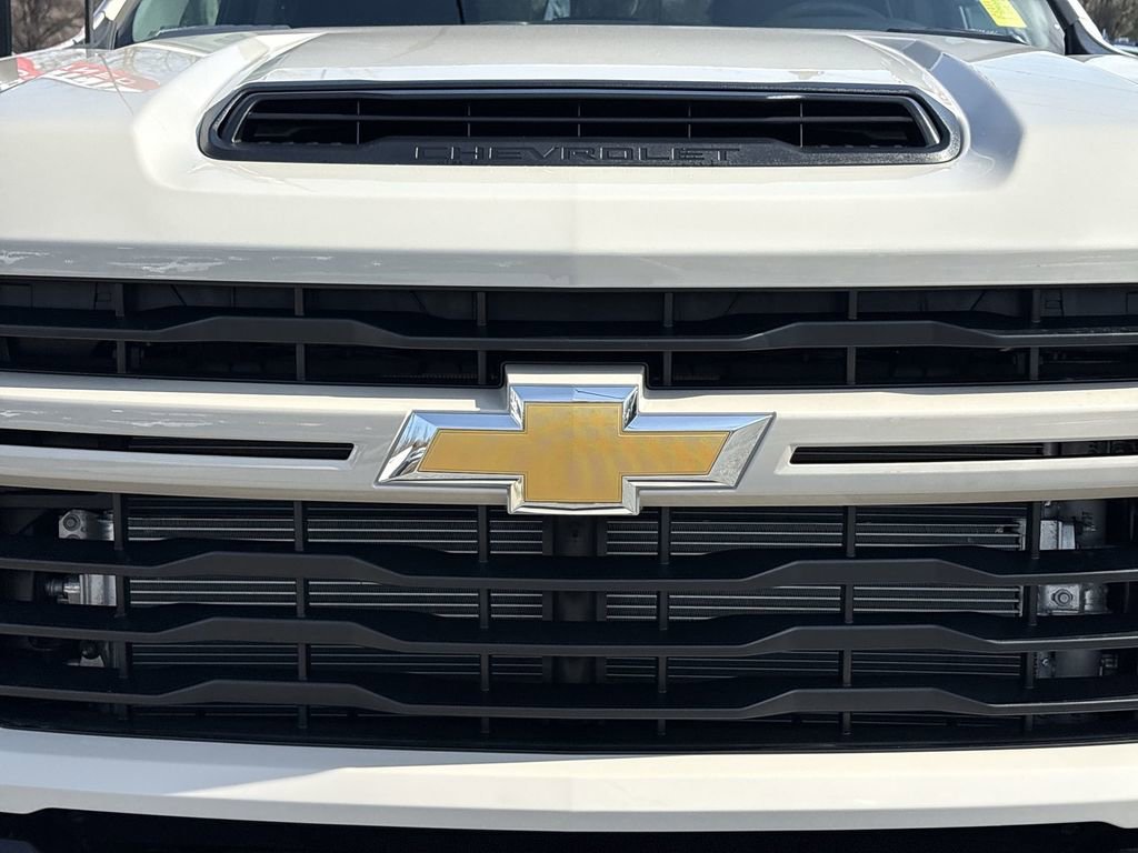 New 2026 Chevrolet Silverado 2500 Custom w/ Custom Value Package image 32
