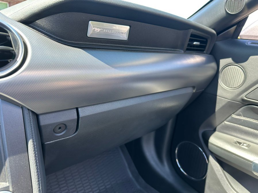Used 2021 Ford Mustang GT Premium RWD image 31
