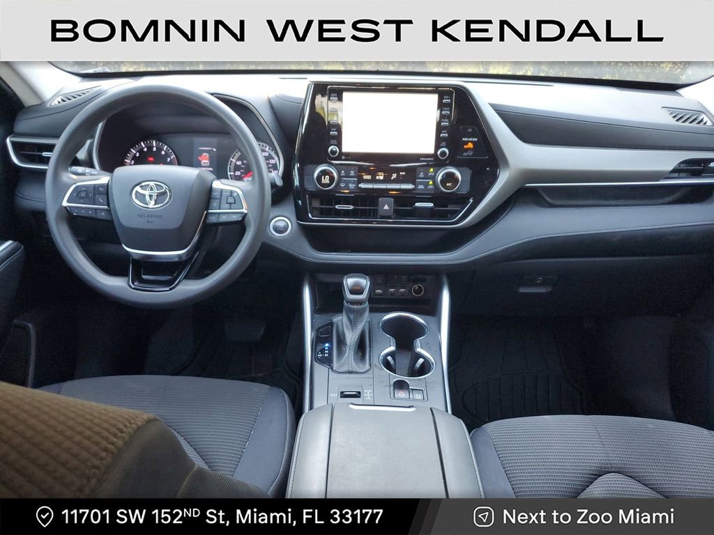 Used 2020 Toyota Highlander L image 13