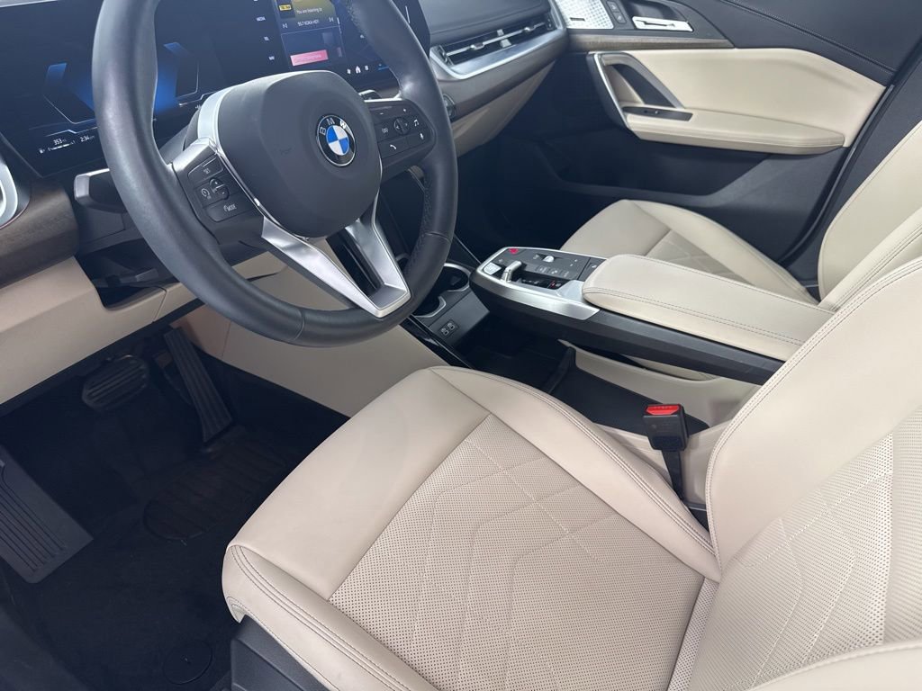 Certified 2025 BMW X1 xDrive28i w/ Convenience Package AWD/4WD image 14