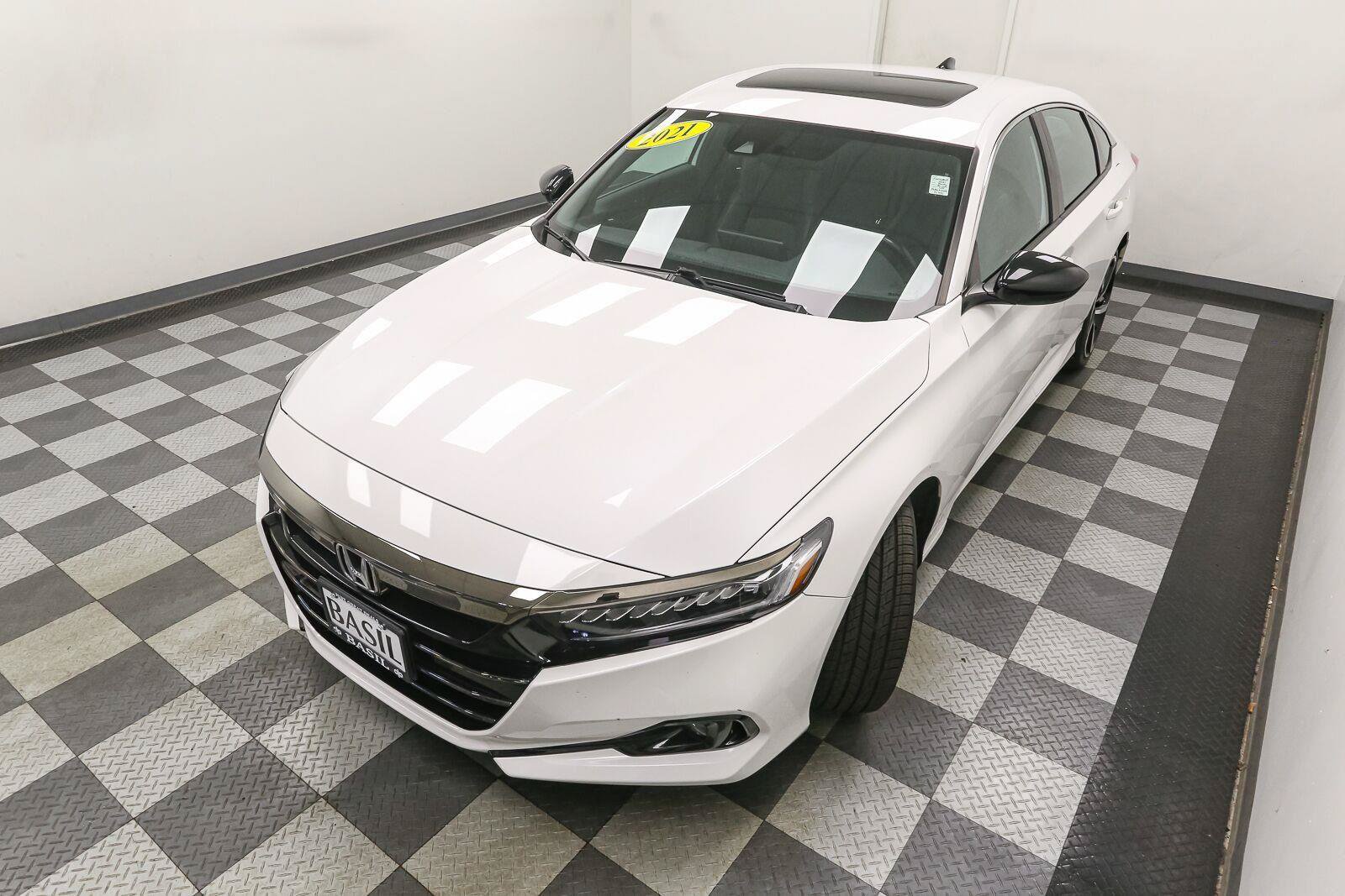 Used 2021 Honda Accord Sport image 6