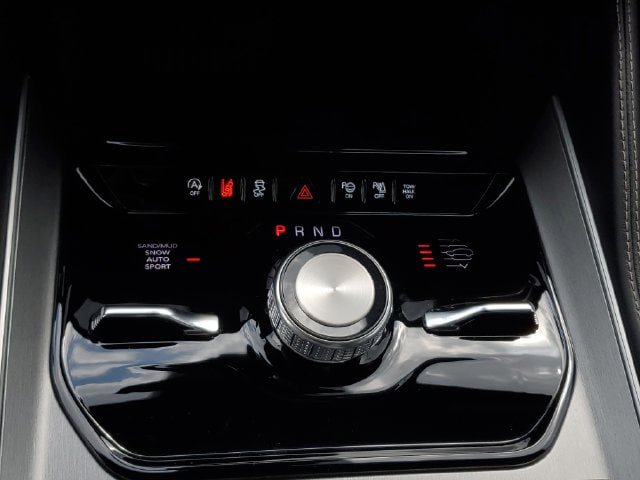 New 2026 Jeep Grand Wagoneer Limited AWD/4WD image 33