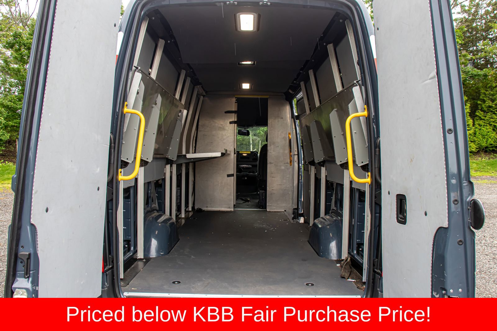 Used 2019 Mercedes-Benz Sprinter 170 image 9