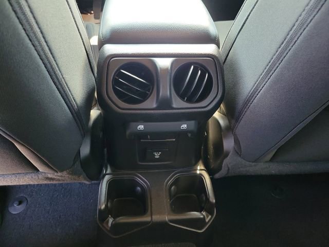 Used 2021 Jeep Wrangler Unlimited Sport AWD/4WD image 12