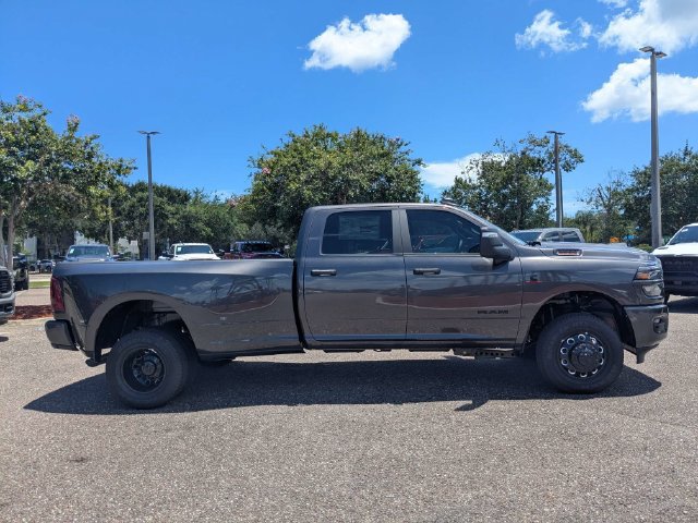 New 2026 RAM 3500 Big Horn AWD/4WD image 3