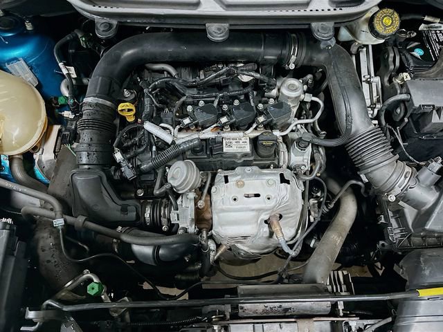 Used 2019 Ford EcoSport SE image 30