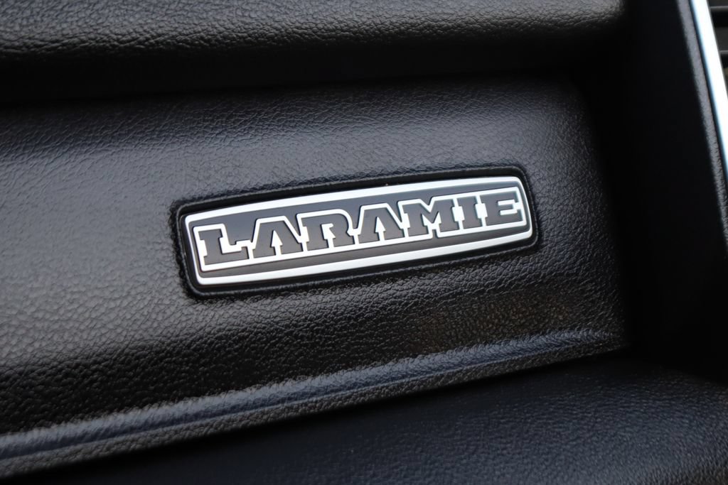 Used 2022 RAM 2500 Laramie w/ Night Edition AWD/4WD image 38
