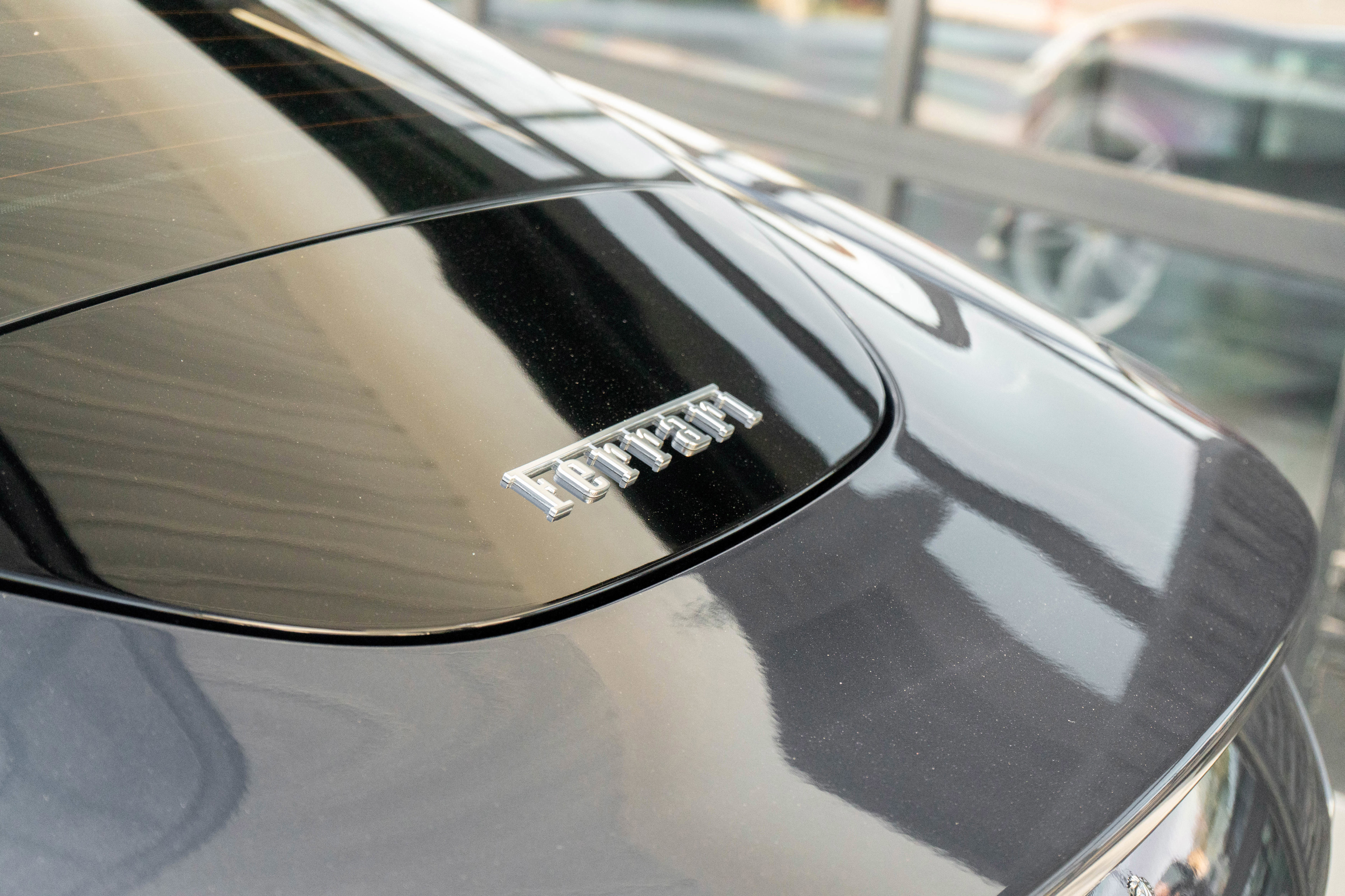 Used 2021 Ferrari Roma image 8