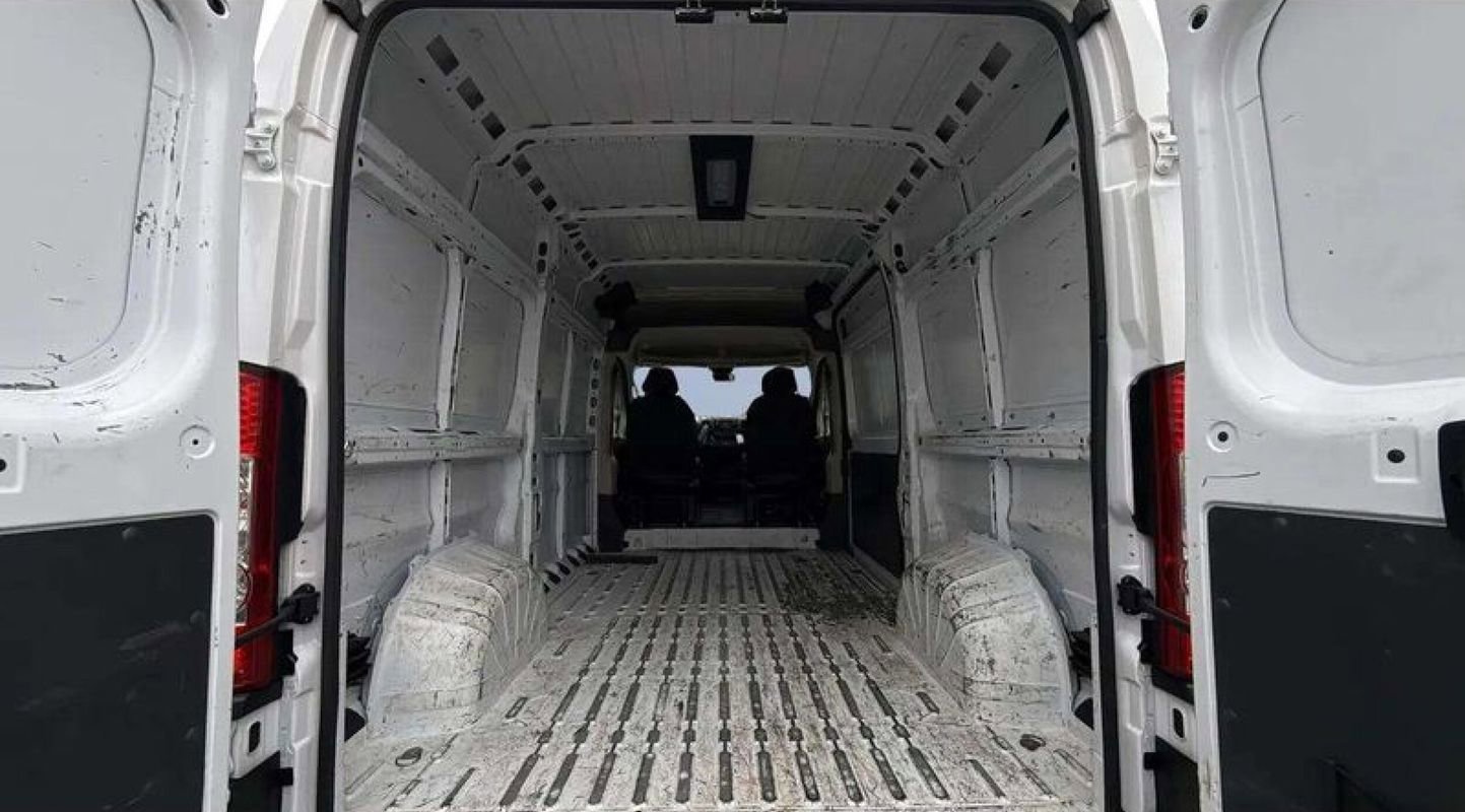 Used 2019 RAM ProMaster 2500 w/ Interior Convenience Group image 16