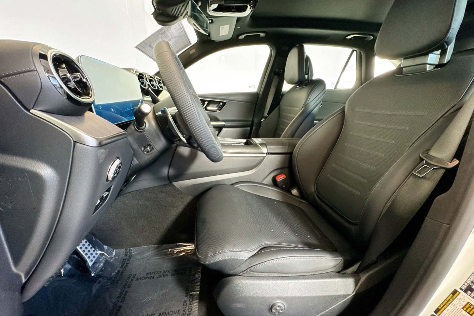 New 2026 Mercedes-Benz GLC 43 AMG 4MATIC image 18