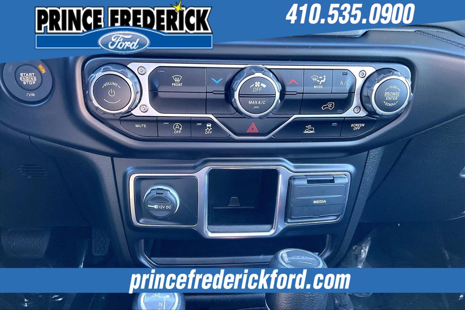 Used 2023 Jeep Gladiator Sport image 28