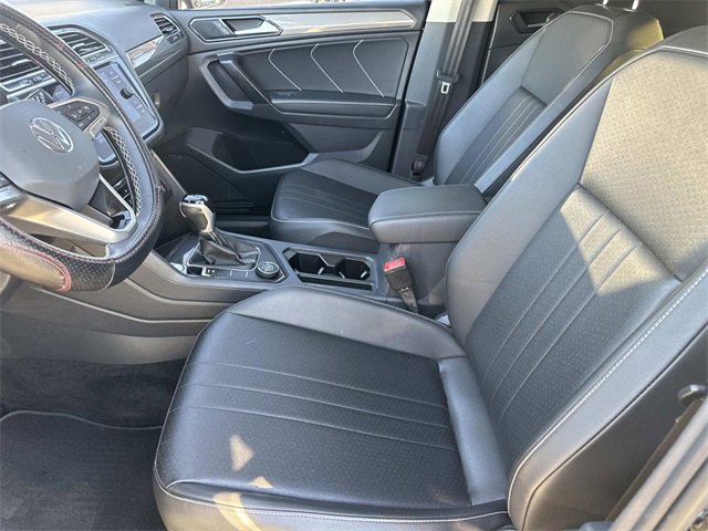 Used 2023 Volkswagen Tiguan SE image 20