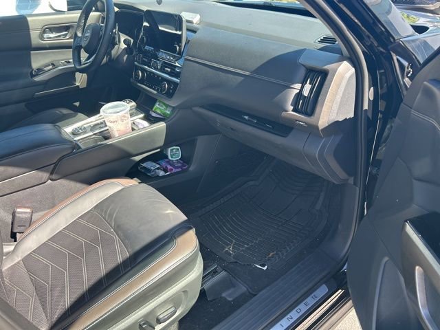 Used 2022 Nissan Pathfinder Platinum w/ Cargo Package image 21