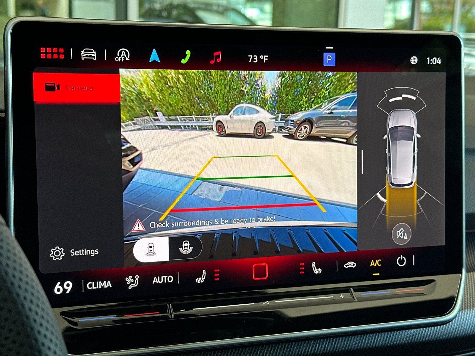 New 2026 Volkswagen Golf SE FWD image 19