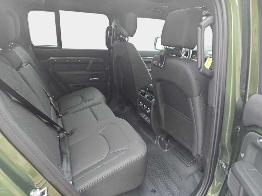 New 2026 Land Rover Defender 110 S image 11