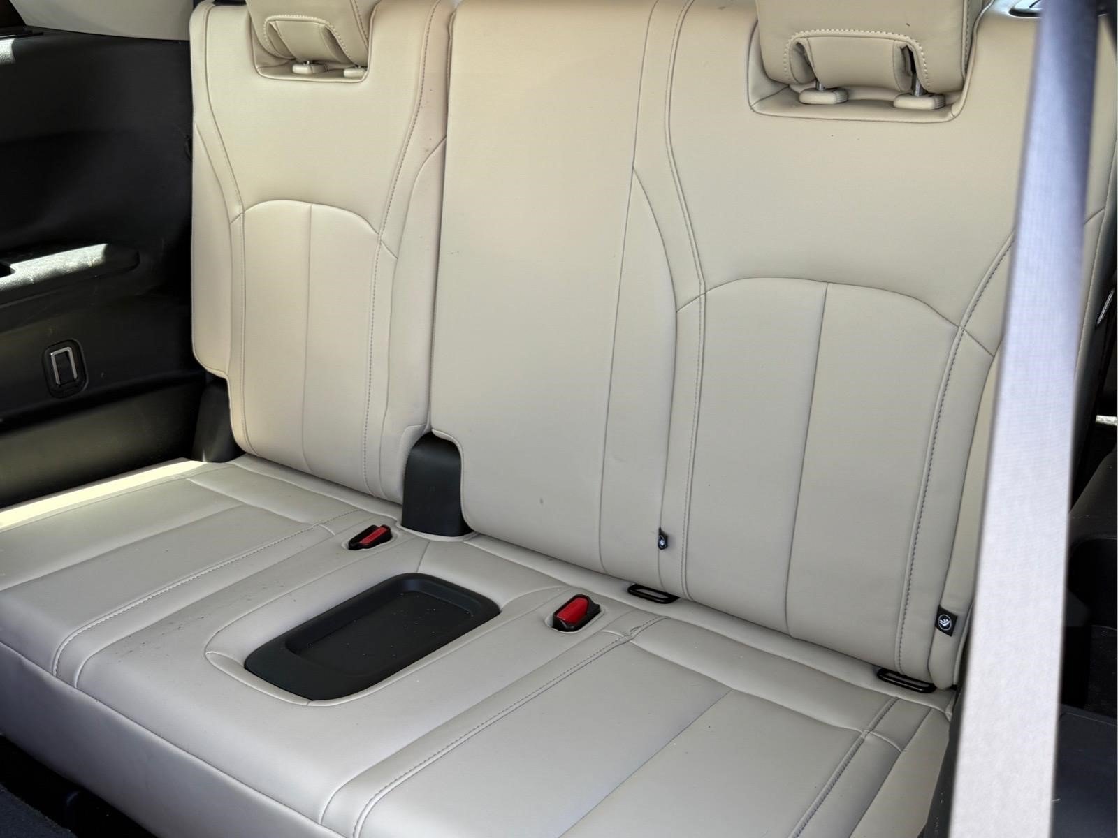 Used 2023 INFINITI QX60 Luxe FWD image 14