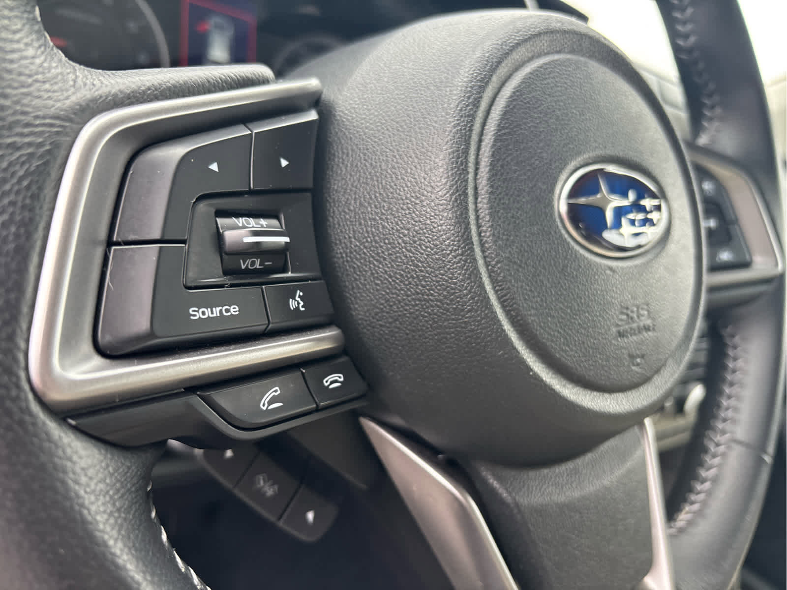 Used 2019 Subaru Ascent Premium image 8