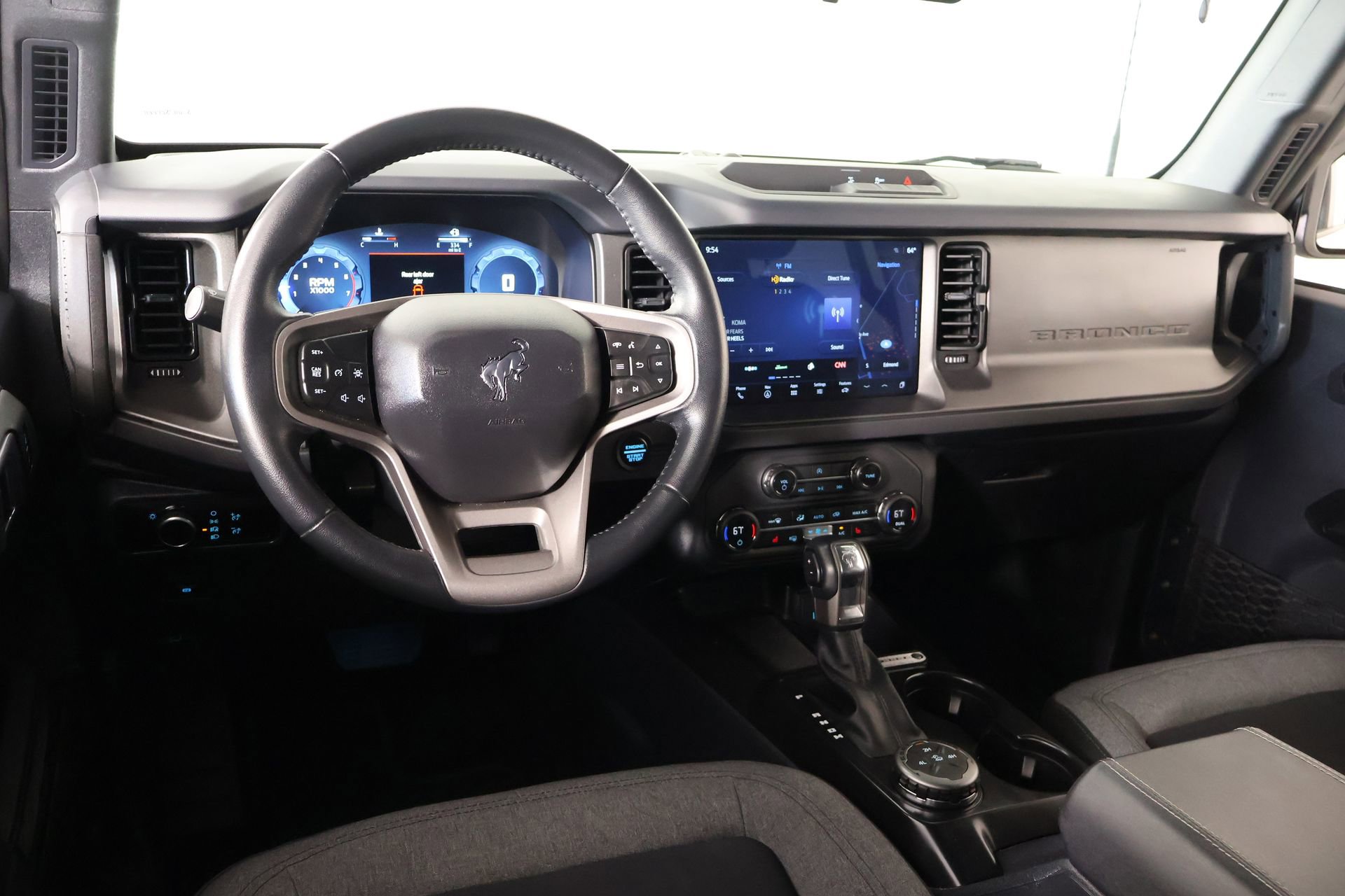 Used 2025 Ford Bronco Big Bend image 2