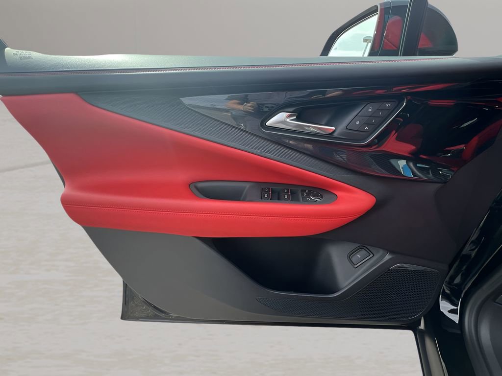 Certified 2025 Chevrolet Blazer EV SS w/ Performance Package image 21