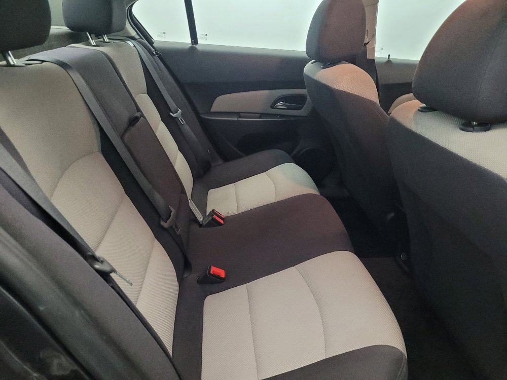 Used 2014 Chevrolet Cruze LS image 19