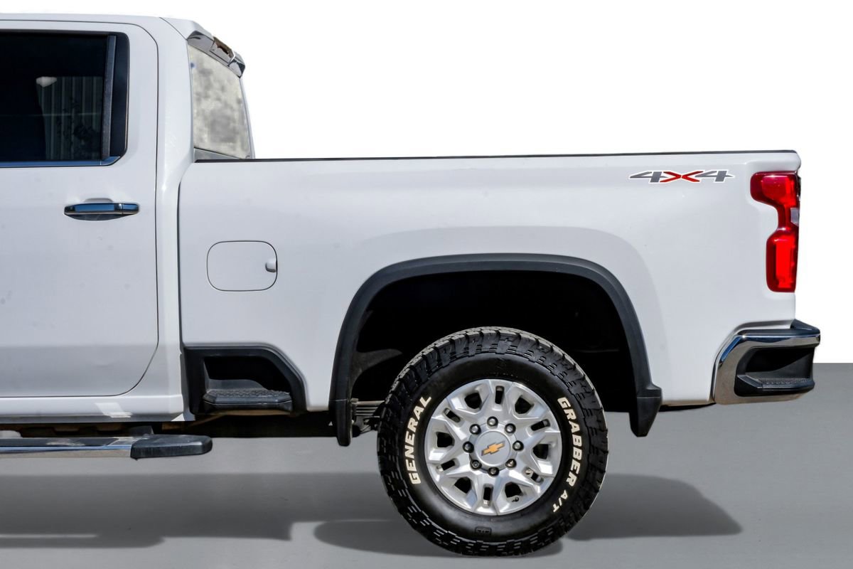 Used 2022 Chevrolet Silverado 2500 LTZ w/ Safety Package image 11