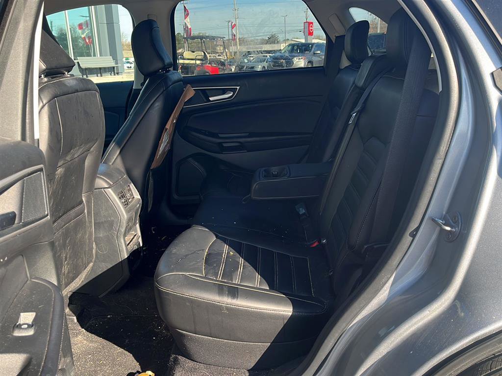 Used 2024 Ford Edge SEL w/ Convenience Package image 17
