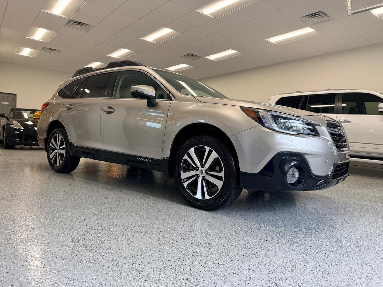 Used 2018 Subaru Outback 2.5i Limited AWD/4WD image 11
