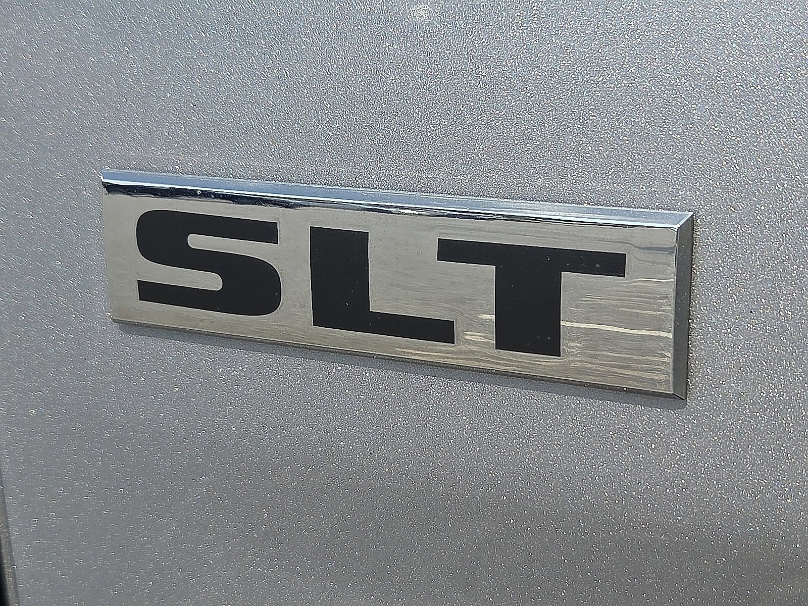 Used 2023 RAM 1500 Classic SLT w/ Trailer & Traction Group image 9