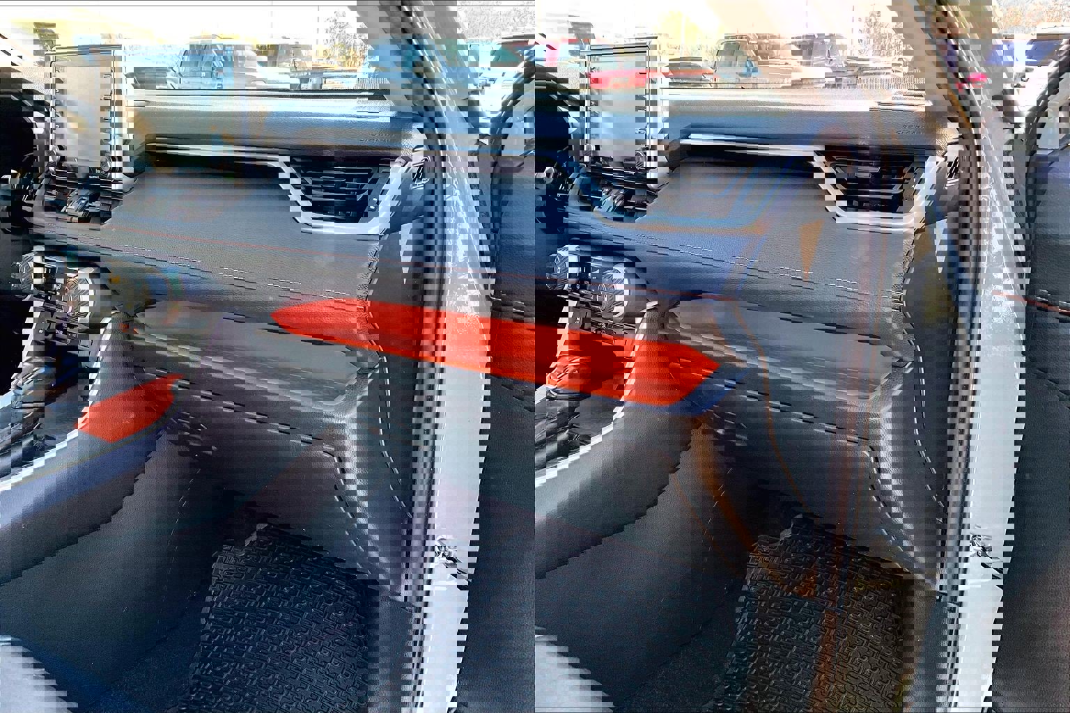 Used 2020 Toyota RAV4 Adventure image 17