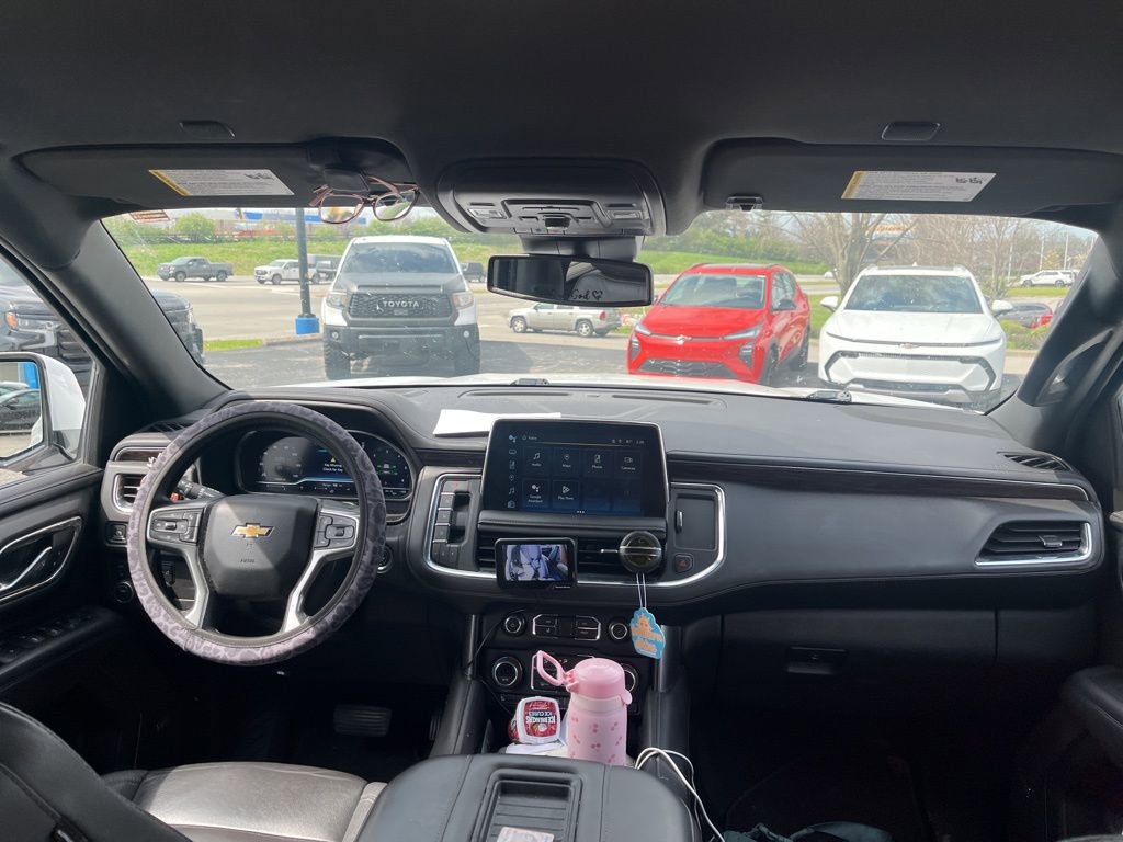 Used 2023 Chevrolet Tahoe LT w/ Luxury Package AWD/4WD image 5