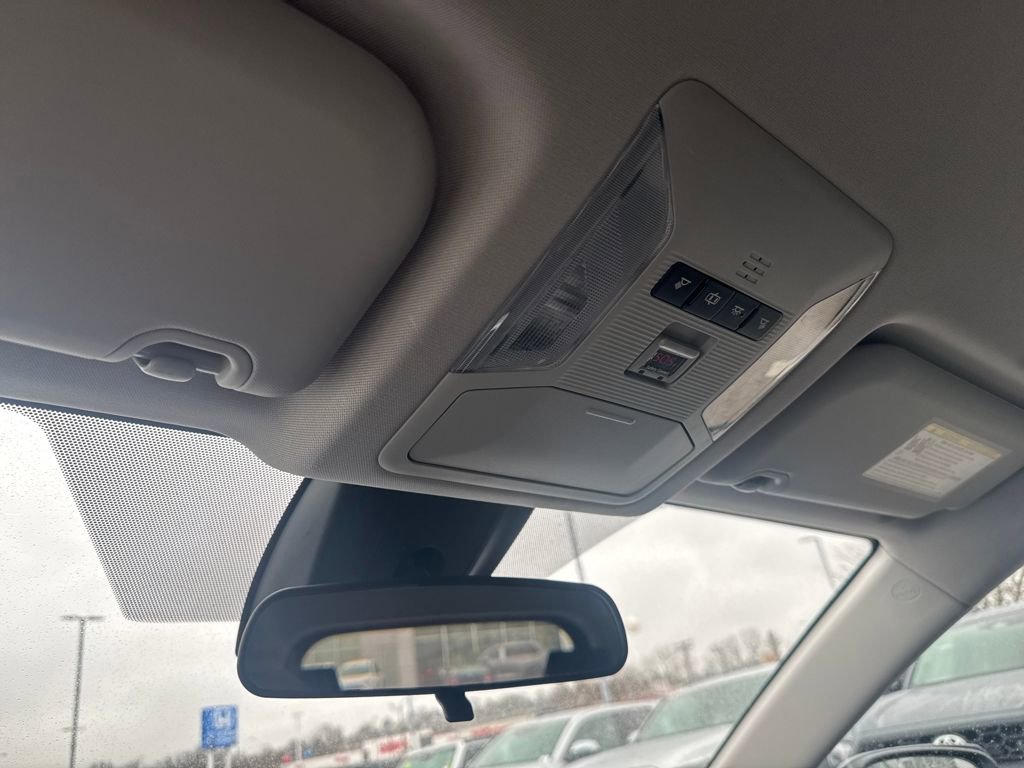 Used 2019 Toyota RAV4 LE w/ All Weather Liner Package image 29