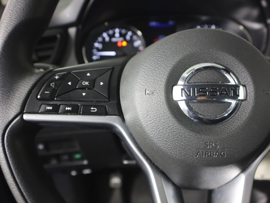 Certified 2020 Nissan Rogue Sport S image 14