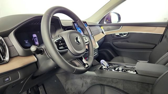 New 2026 Volvo XC90 B6 Plus w/ Protection Package AWD/4WD image 12