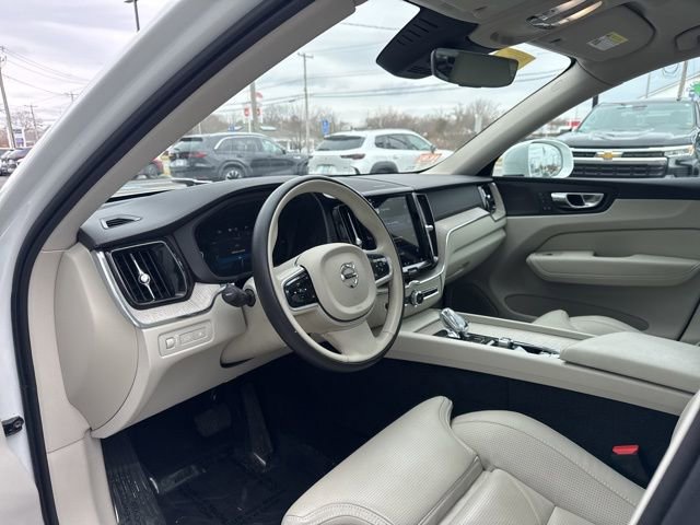 Used 2022 Volvo XC60 T8 Inscription w/ Advanced Package image 10