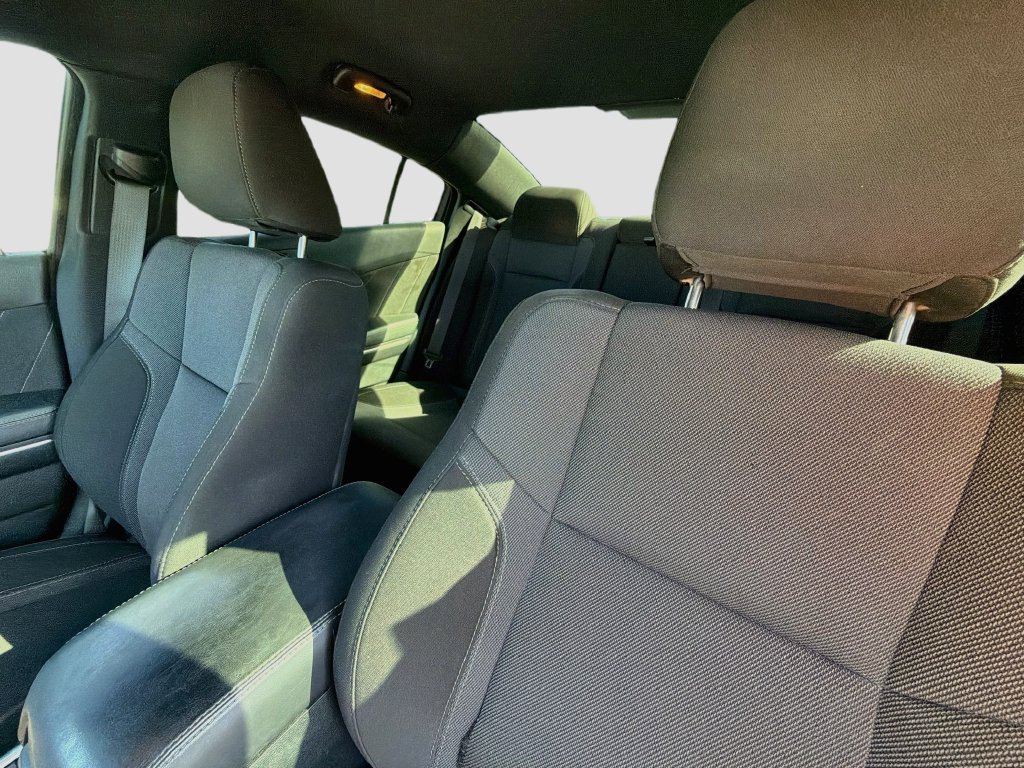 Used 2020 Dodge Charger SXT RWD image 12
