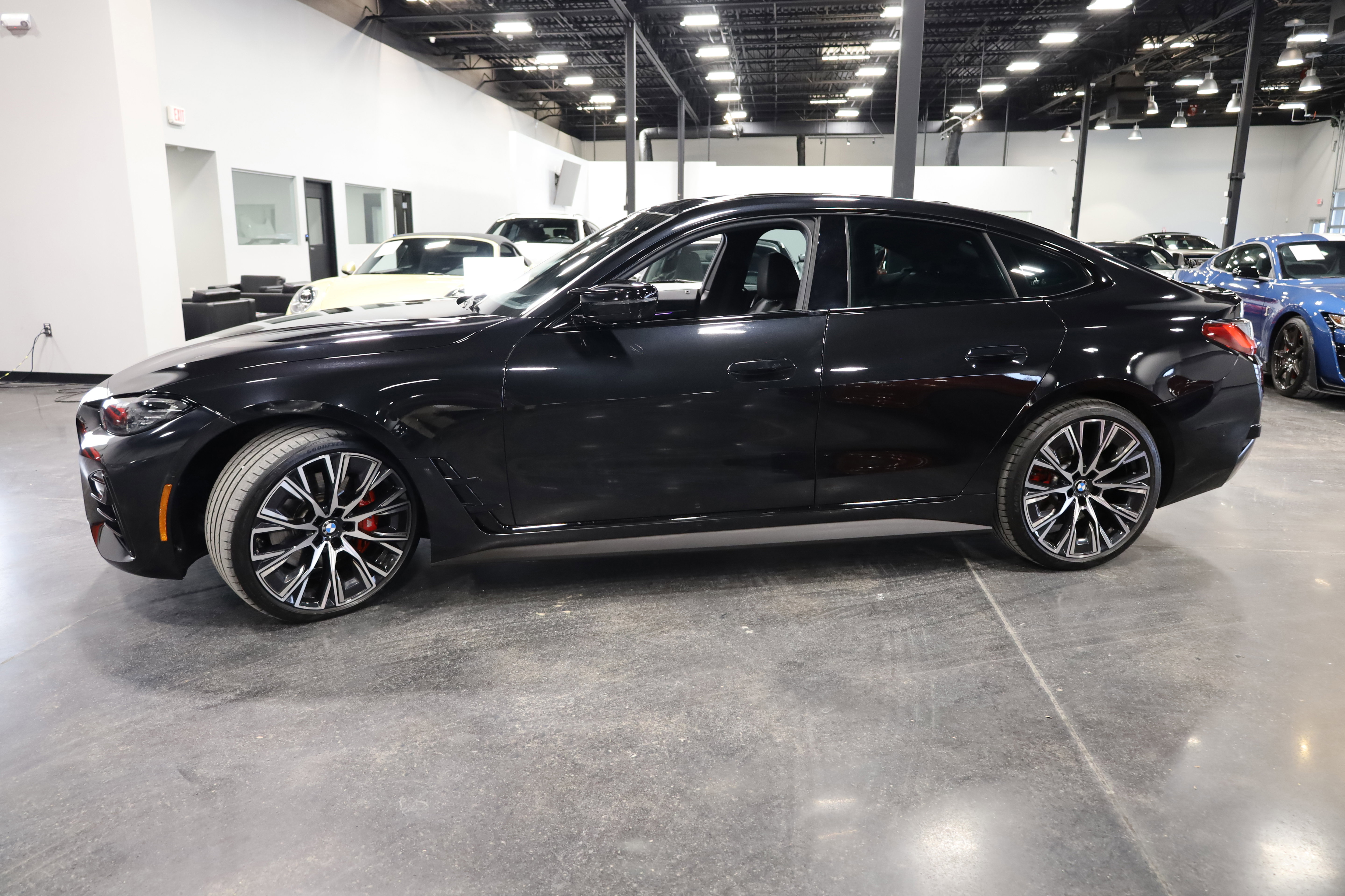 Used 2022 BMW M440i xDrive Gran Coupe w/ Premium Package image 9